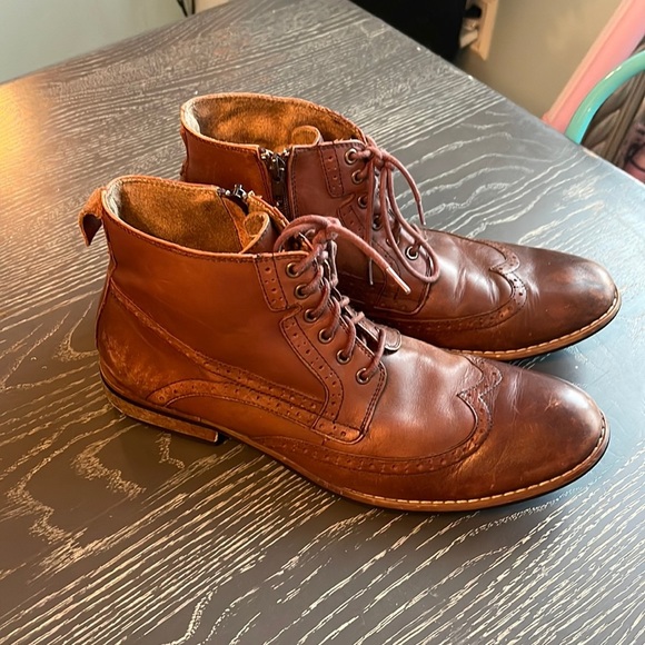 Steve Madden Other - STEVE Madden boots